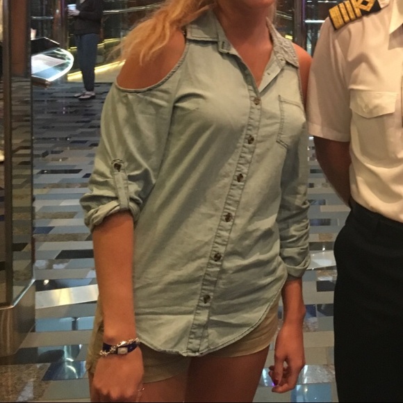 Charlotte Russe button down - Picture 2 of 3